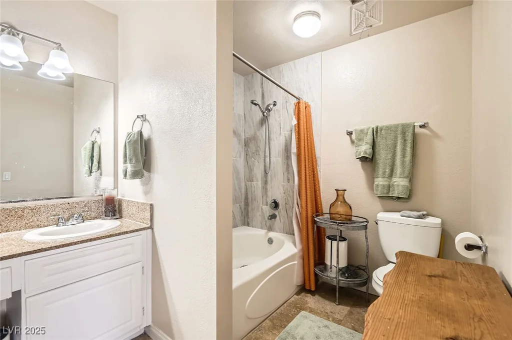 3151 Soaring Gulls, Las Vegas, NV 89128