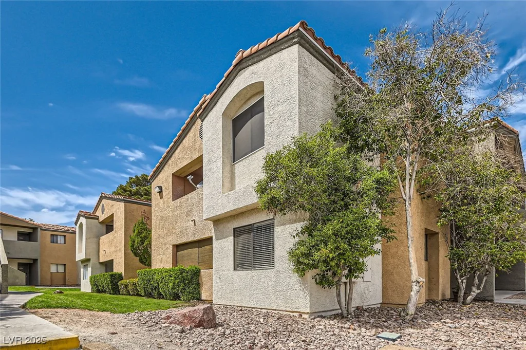 3151 Soaring Gulls, Las Vegas, NV 89128