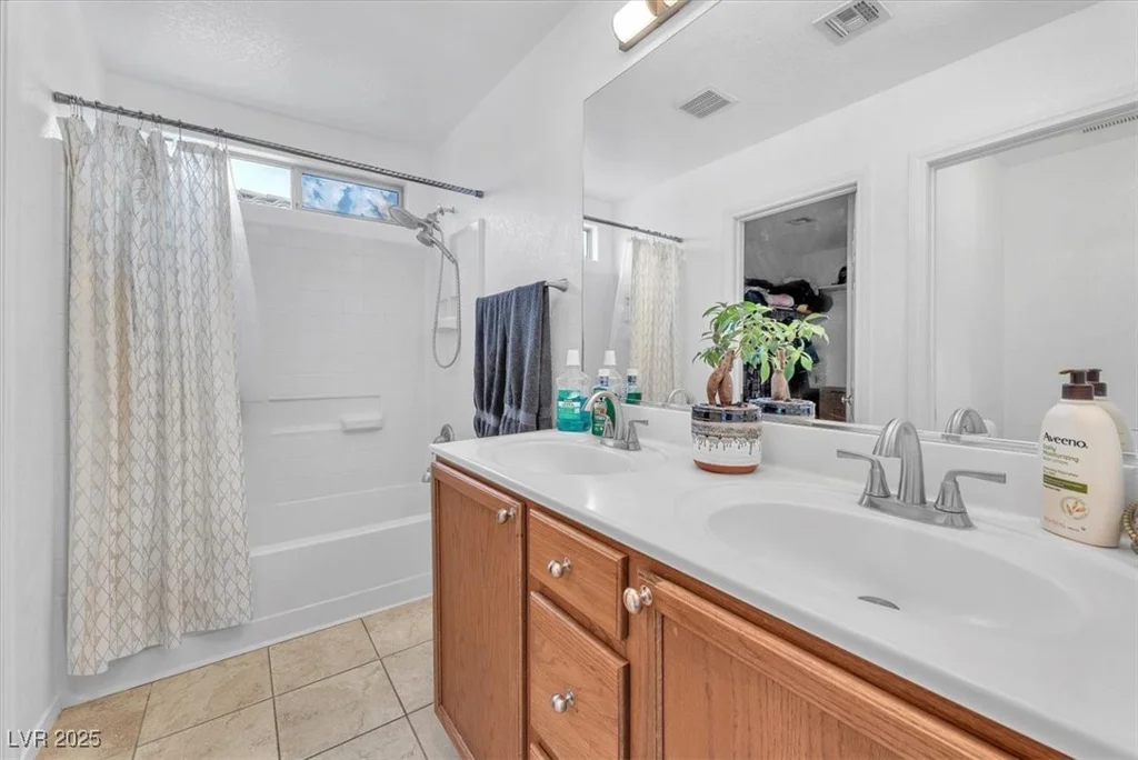 9737 Darlington, Las Vegas, NV 89149