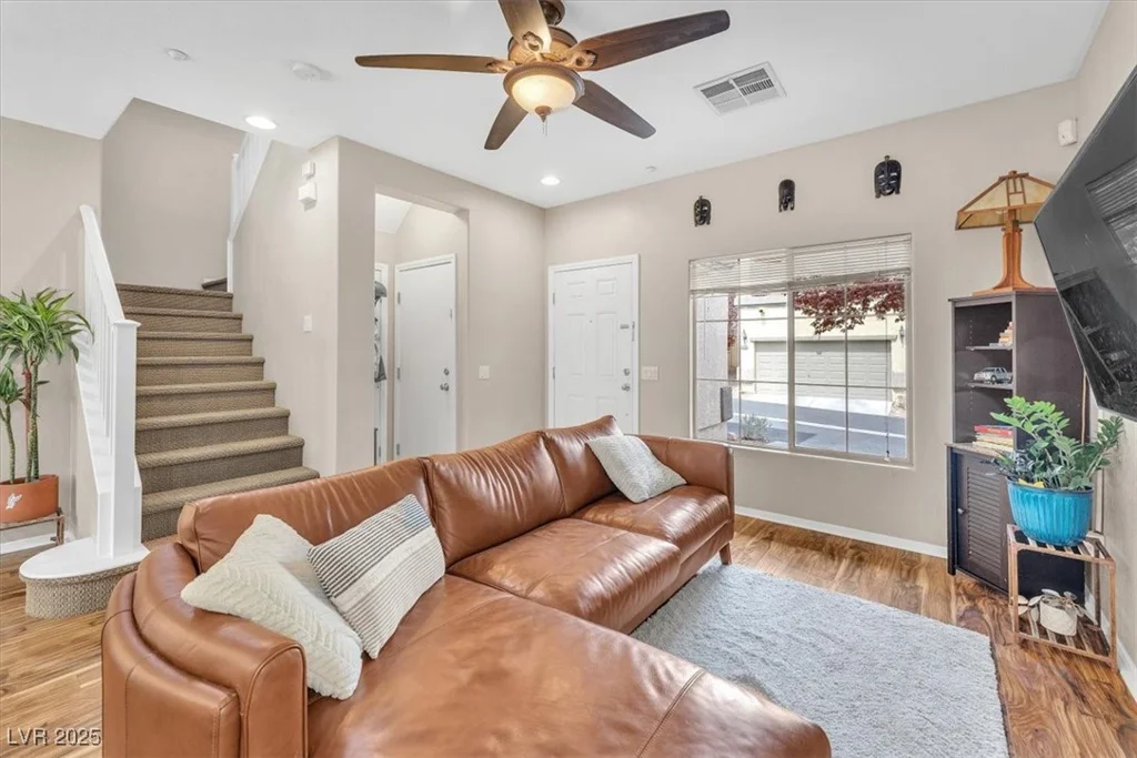 9737 Darlington, Las Vegas, NV 89149