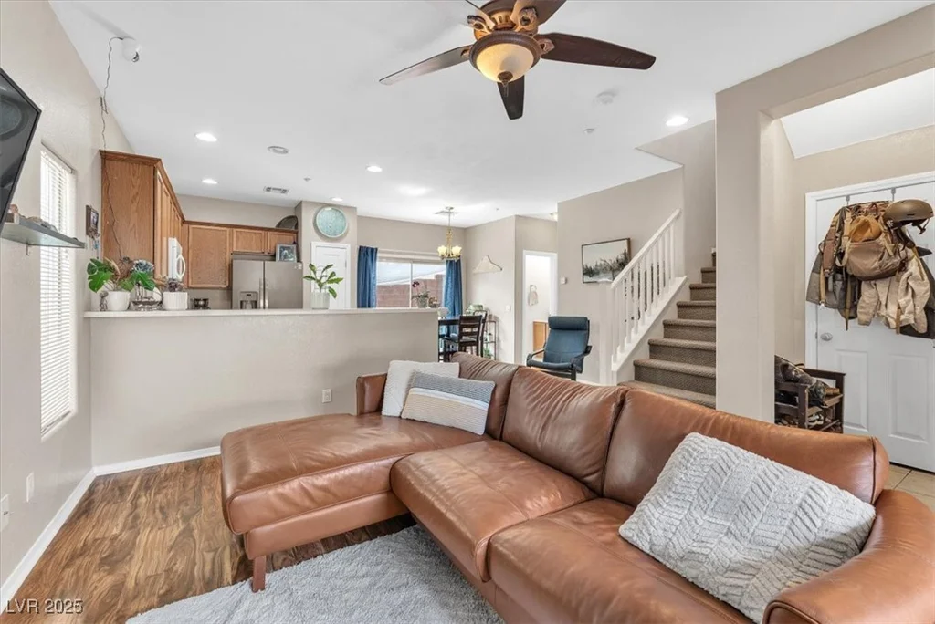 9737 Darlington, Las Vegas, NV 89149