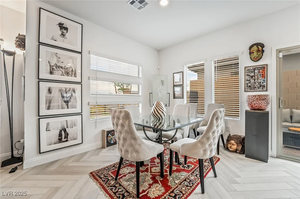 892 Elmwood Forest, Las Vegas, NV 89138
