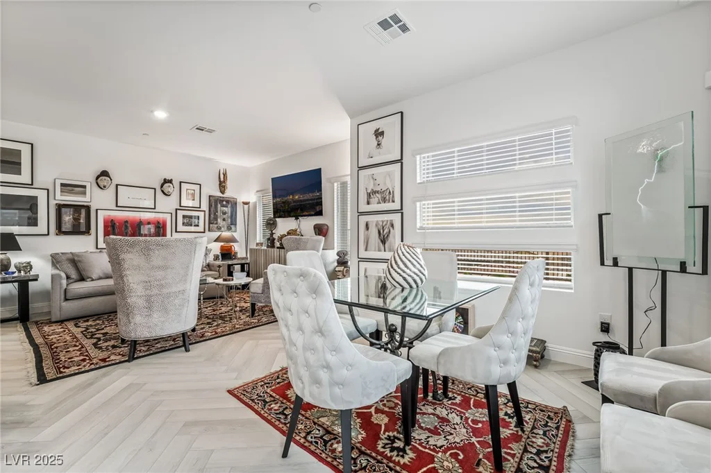 892 Elmwood Forest, Las Vegas, NV 89138