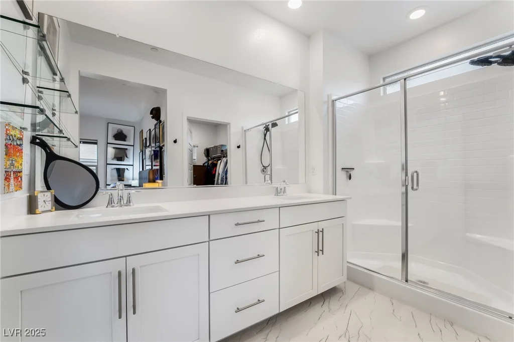 892 Elmwood Forest, Las Vegas, NV 89138