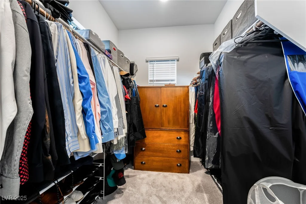 892 Elmwood Forest, Las Vegas, NV 89138