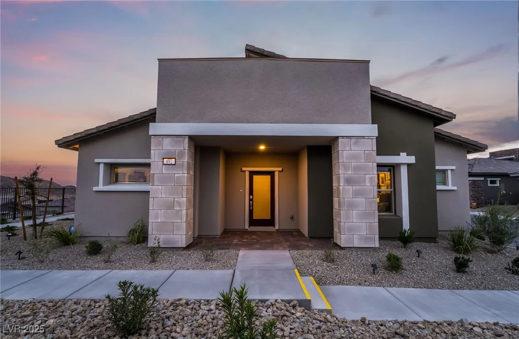 892 Elmwood Forest, Las Vegas, NV 89138