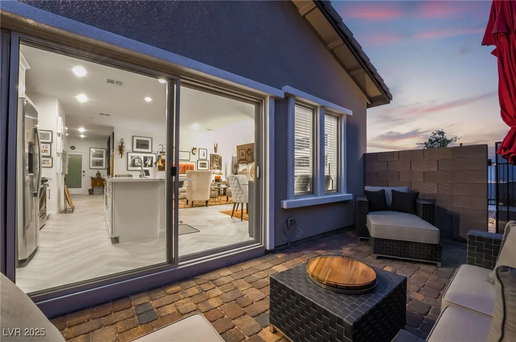 892 Elmwood Forest, Las Vegas, NV 89138
