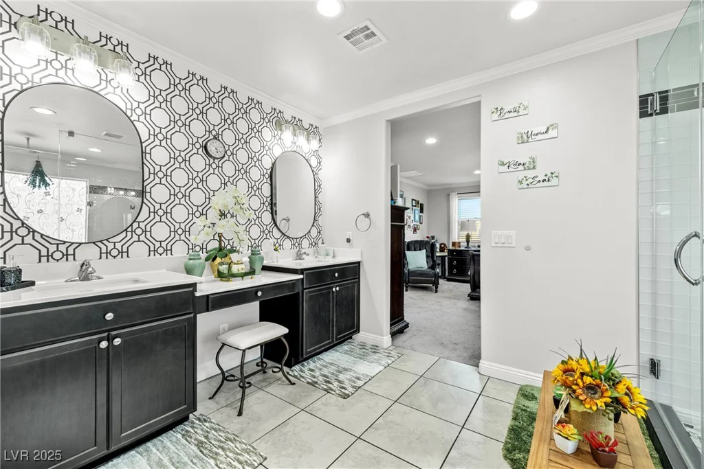 2127 Brewer, North Las Vegas, NV 89081