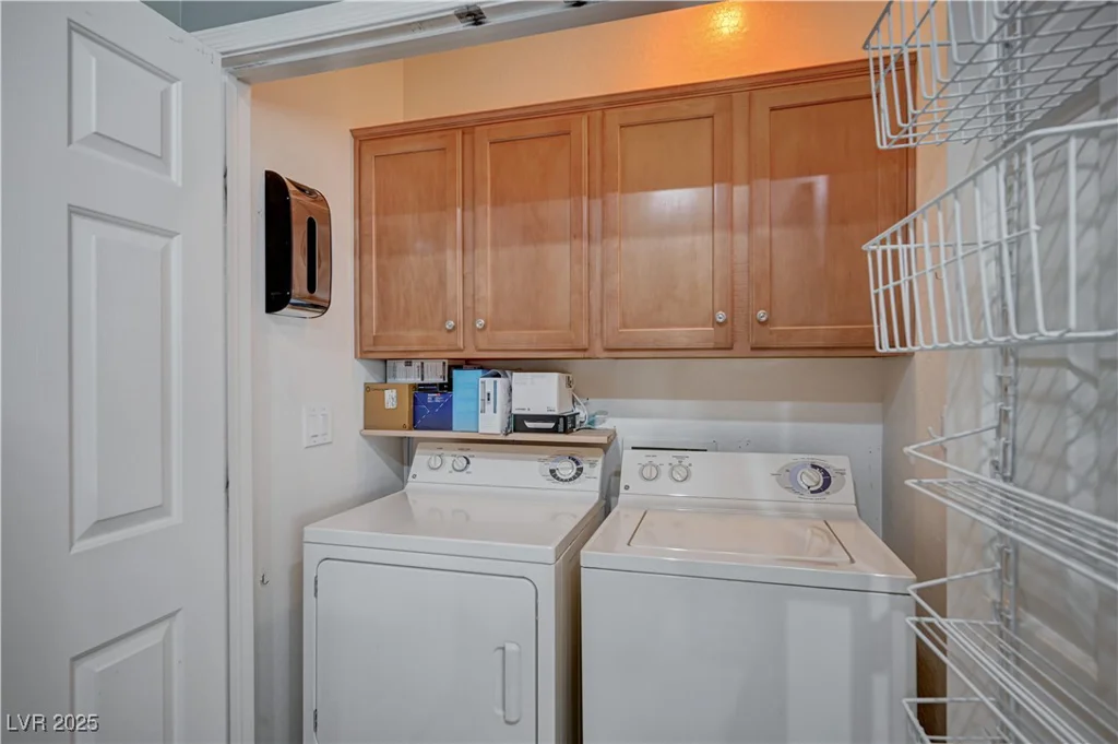 7732 Songster, North Las Vegas, NV 89084