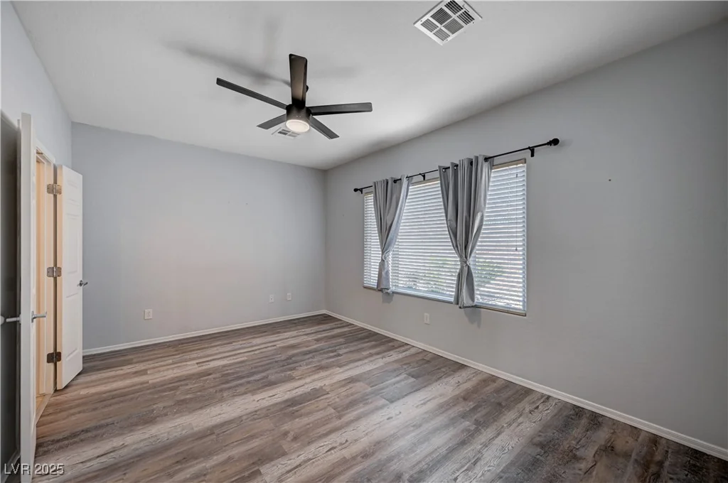7732 Songster, North Las Vegas, NV 89084