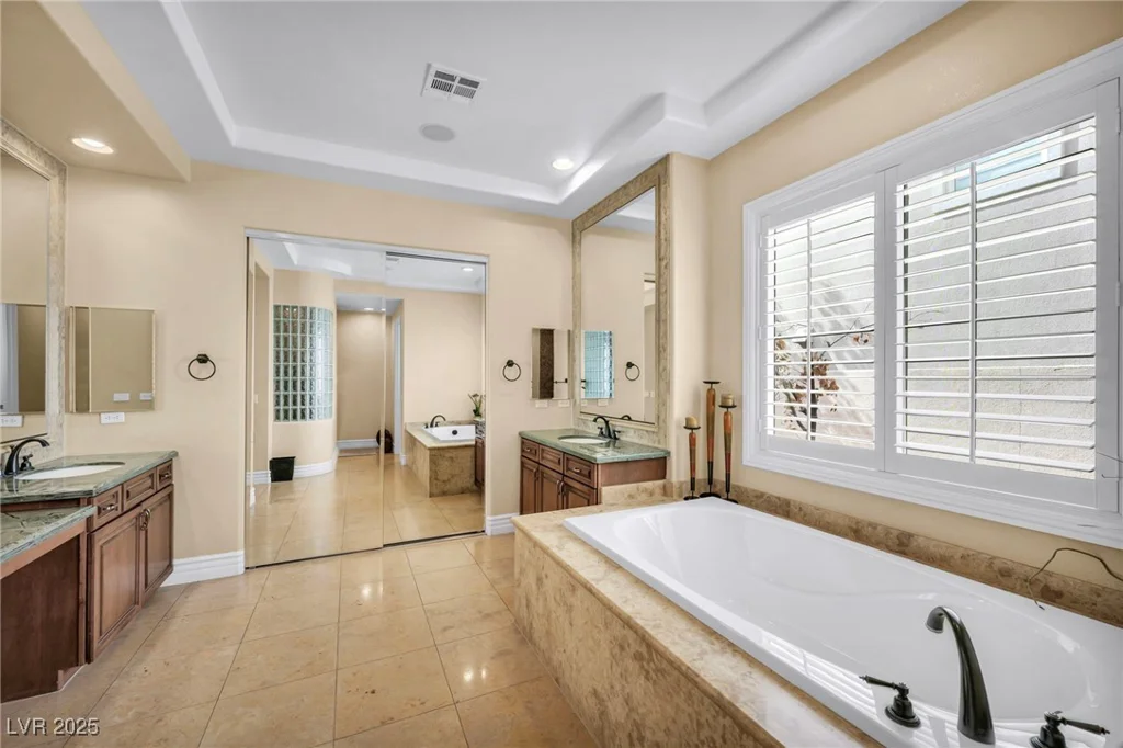 1994 ORCHARD MIST, Las Vegas, NV 89135