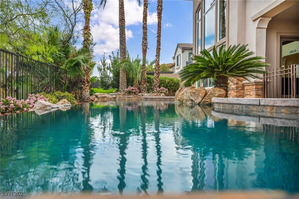 1994 ORCHARD MIST, Las Vegas, NV 89135