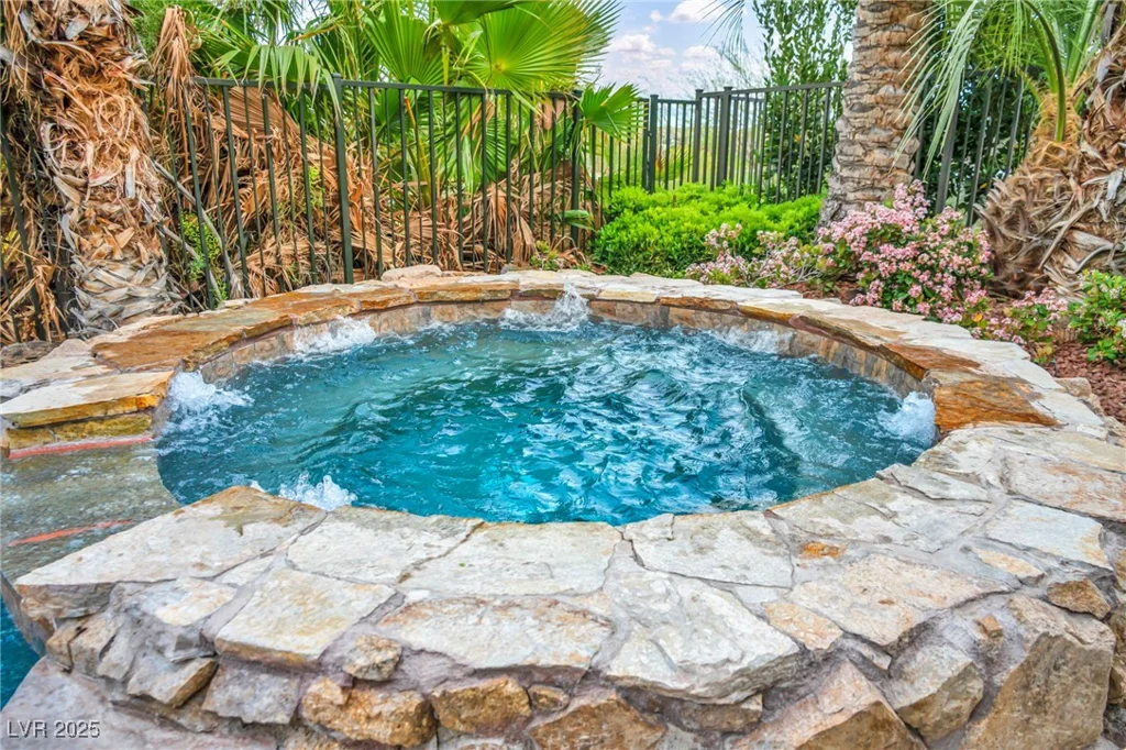 1994 ORCHARD MIST, Las Vegas, NV 89135