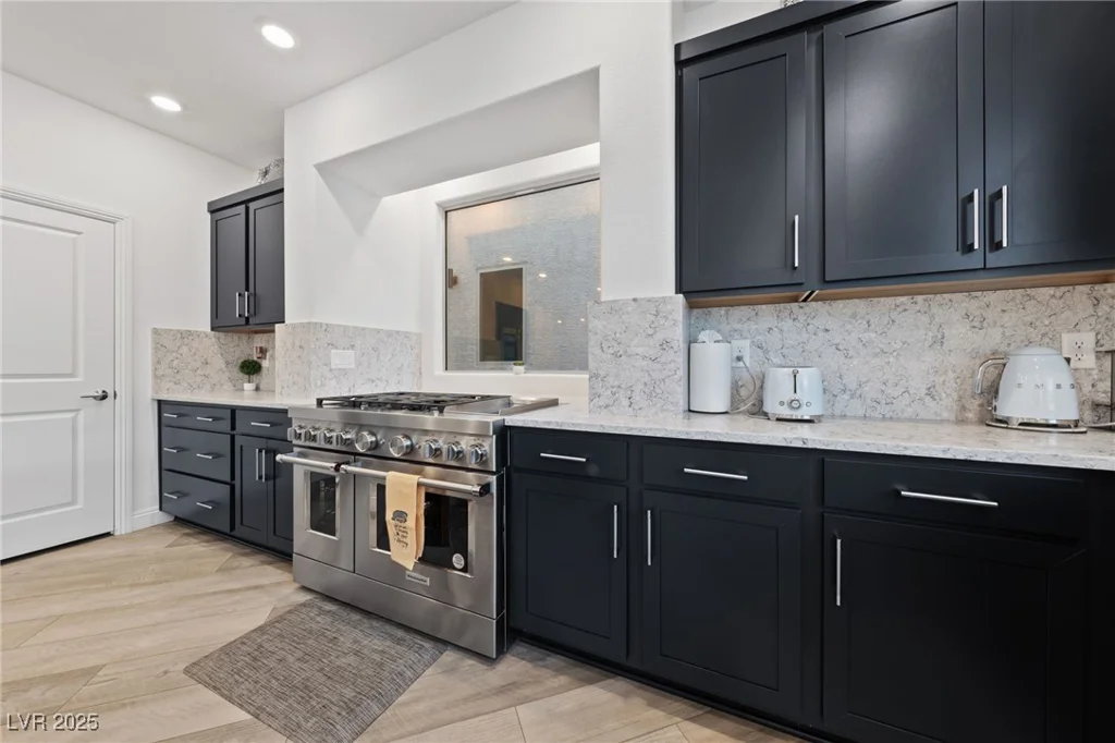 7058 Camero, Las Vegas, NV 89113