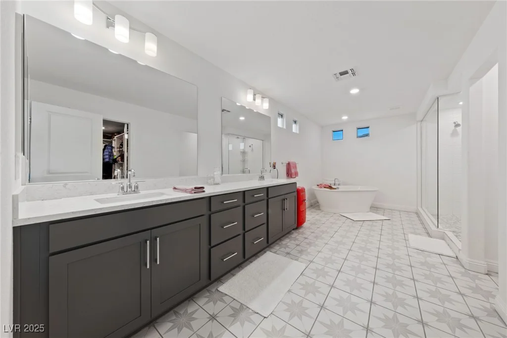 7058 Camero, Las Vegas, NV 89113