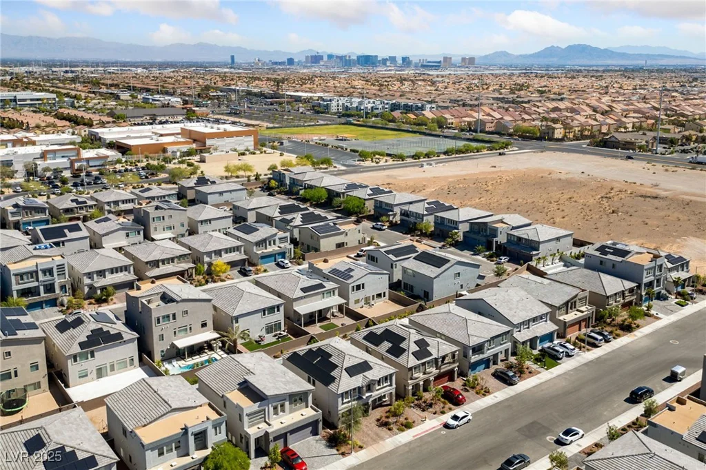 7058 Camero, Las Vegas, NV 89113