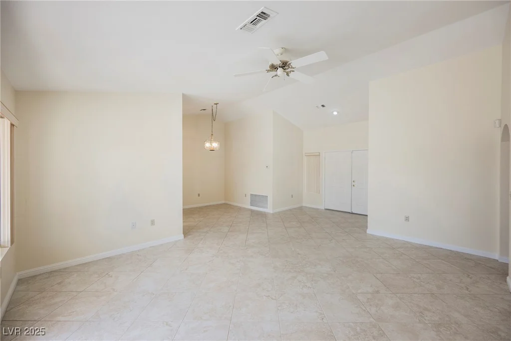 3116 Richland, Las Vegas, NV 89134