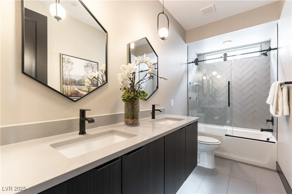 395 Prairie Sun, Las Vegas, NV 89138