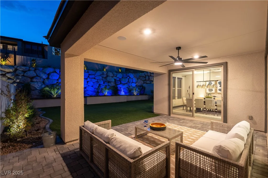 395 Prairie Sun, Las Vegas, NV 89138