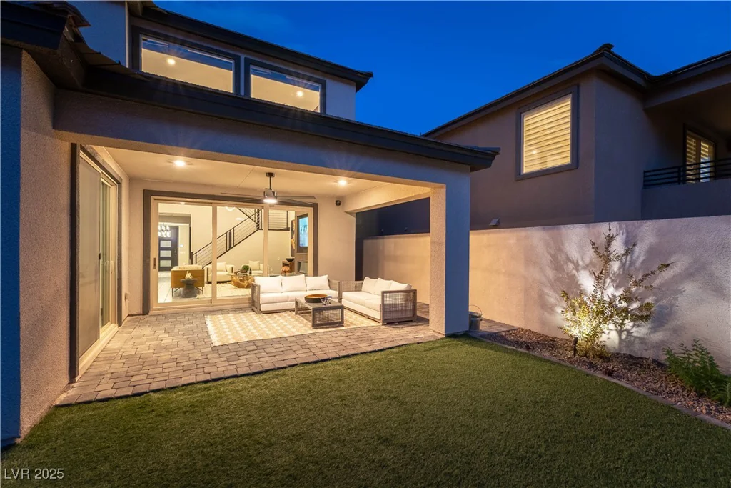 395 Prairie Sun, Las Vegas, NV 89138