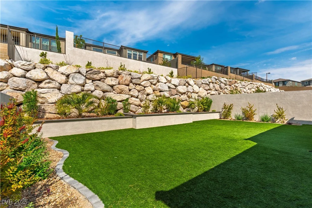 395 Prairie Sun, Las Vegas, NV 89138