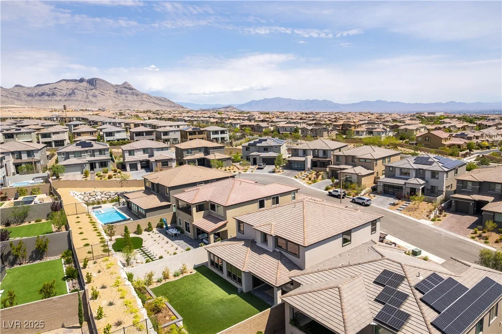 395 Prairie Sun, Las Vegas, NV 89138
