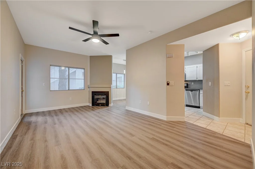 2109 Echo Bay, Las Vegas, NV 89128