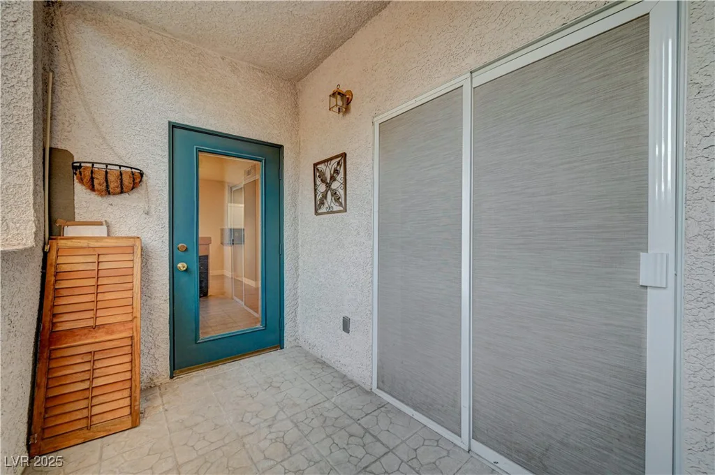 2109 Echo Bay, Las Vegas, NV 89128