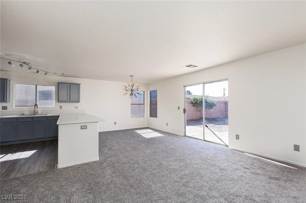 5919 Stone Hollow, Las Vegas, NV 89156
