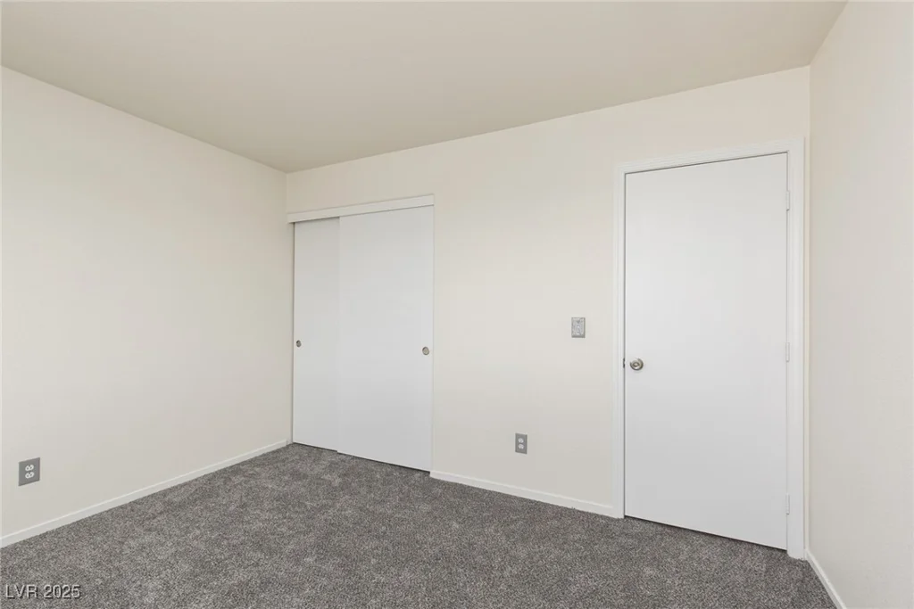 5919 Stone Hollow, Las Vegas, NV 89156