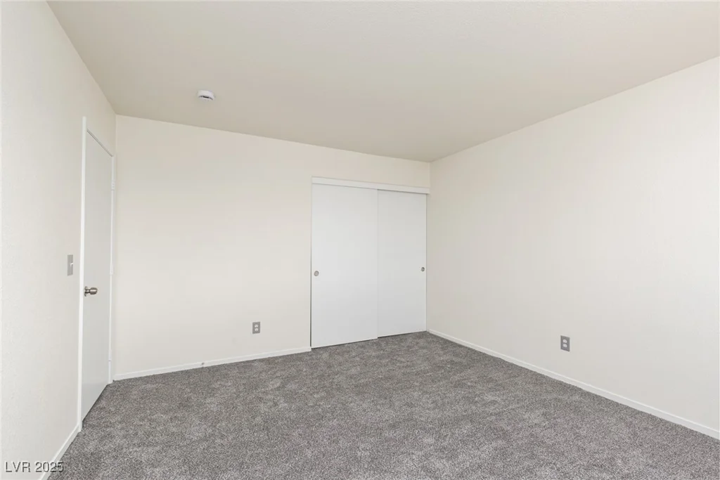 5919 Stone Hollow, Las Vegas, NV 89156