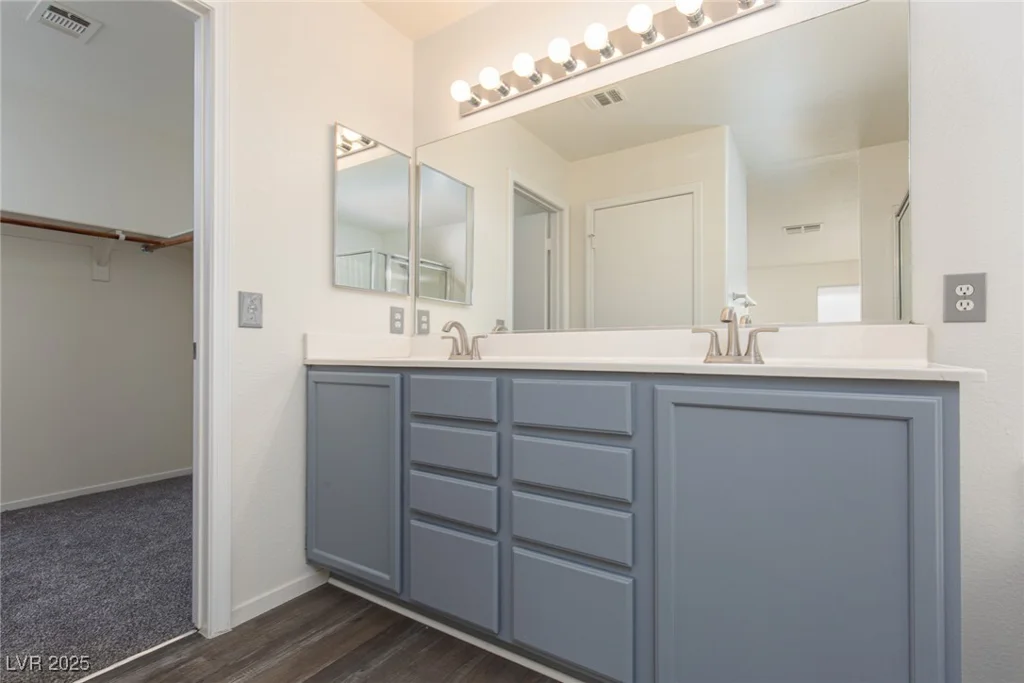 5919 Stone Hollow, Las Vegas, NV 89156