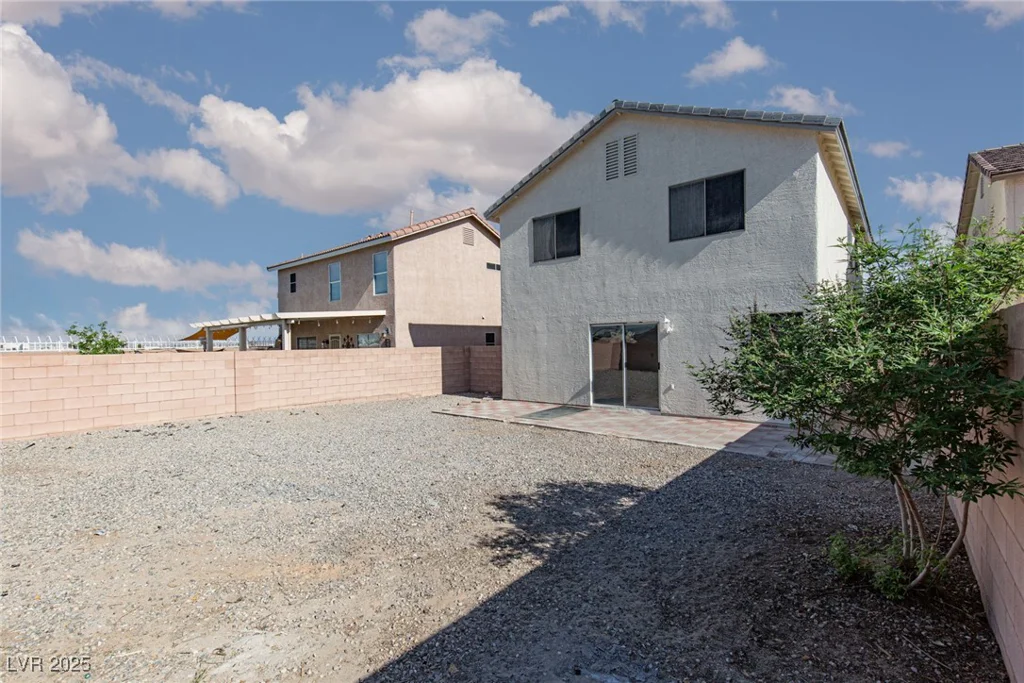 5919 Stone Hollow, Las Vegas, NV 89156