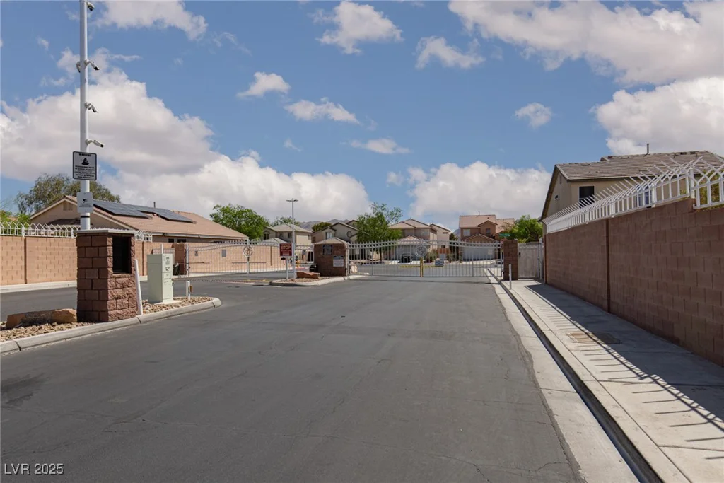 5919 Stone Hollow, Las Vegas, NV 89156