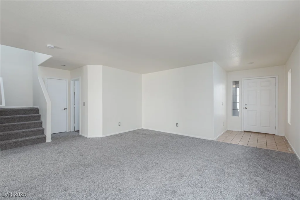 5919 Stone Hollow, Las Vegas, NV 89156