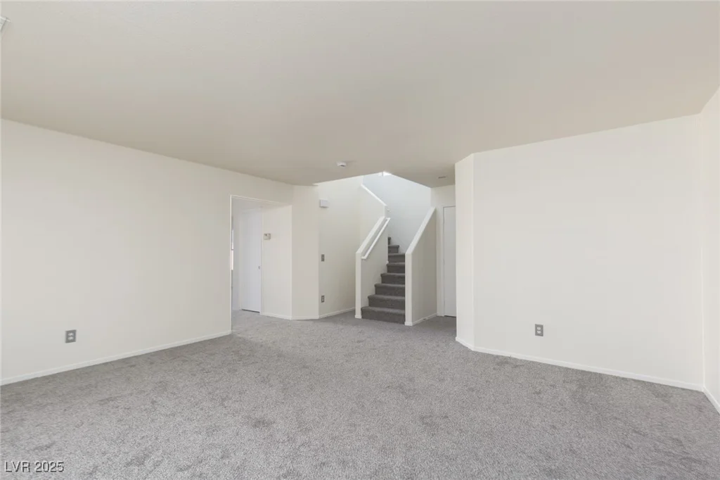 5919 Stone Hollow, Las Vegas, NV 89156