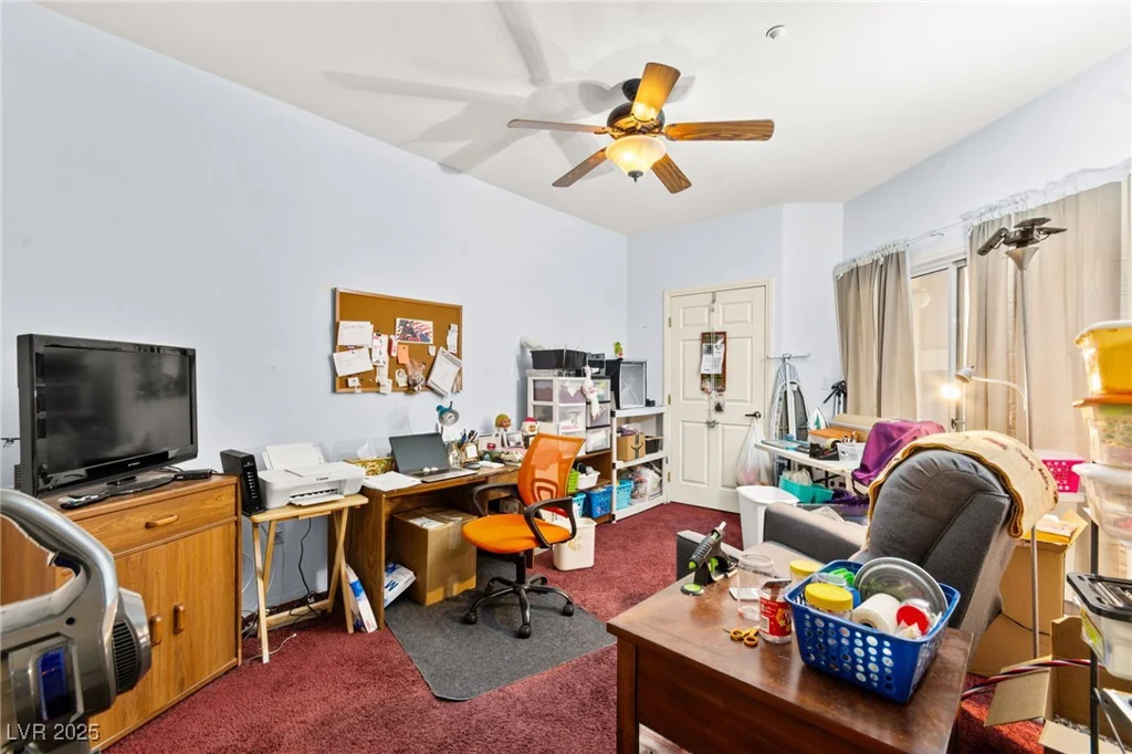5855 Valley, North Las Vegas, NV 89031