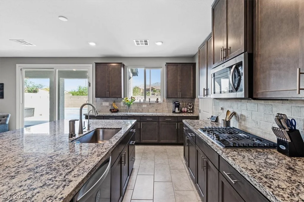 4236 Porticella, North Las Vegas, NV 89084