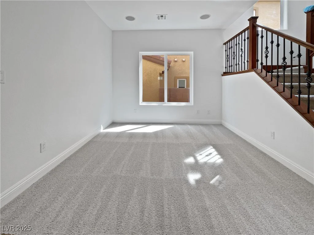 10715 Lenore Park, Las Vegas, NV 89166