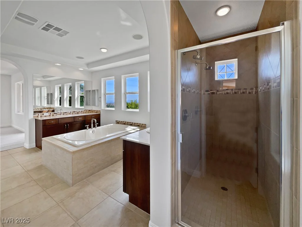 10715 Lenore Park, Las Vegas, NV 89166