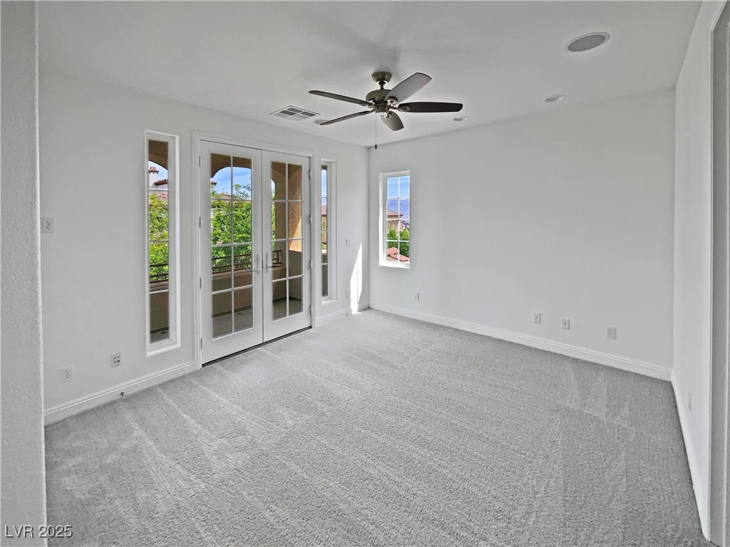 10715 Lenore Park, Las Vegas, NV 89166
