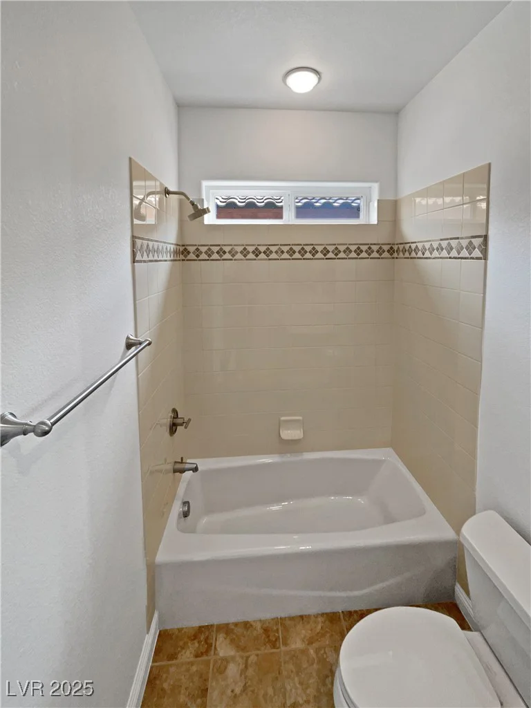 10715 Lenore Park, Las Vegas, NV 89166