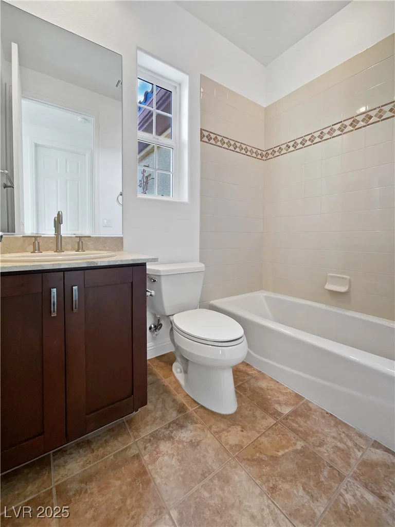 10715 Lenore Park, Las Vegas, NV 89166