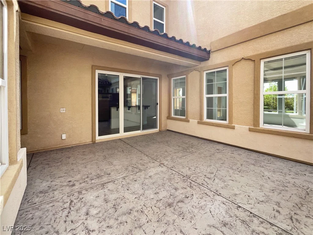 10715 Lenore Park, Las Vegas, NV 89166