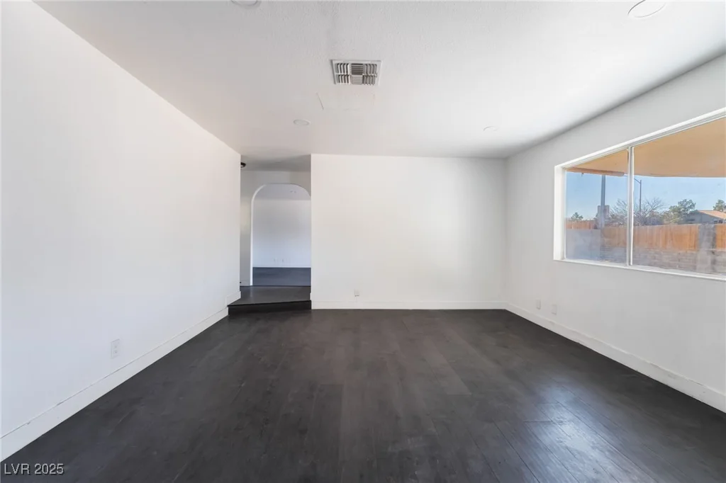 4981 Alondra, Las Vegas, NV 89118