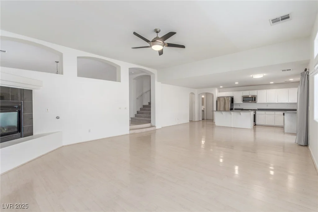 9339 Bondeno, Las Vegas, NV 89123