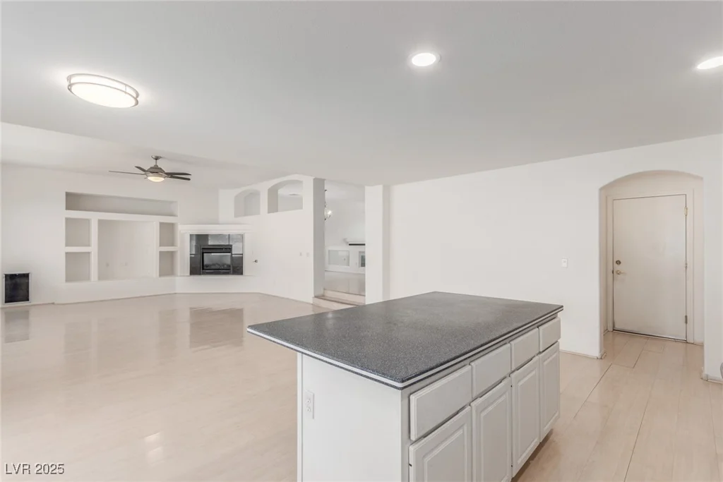 9339 Bondeno, Las Vegas, NV 89123