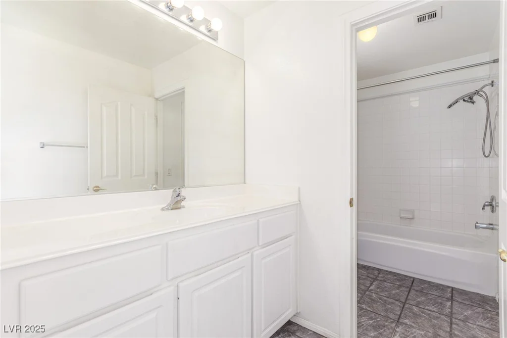 9339 Bondeno, Las Vegas, NV 89123