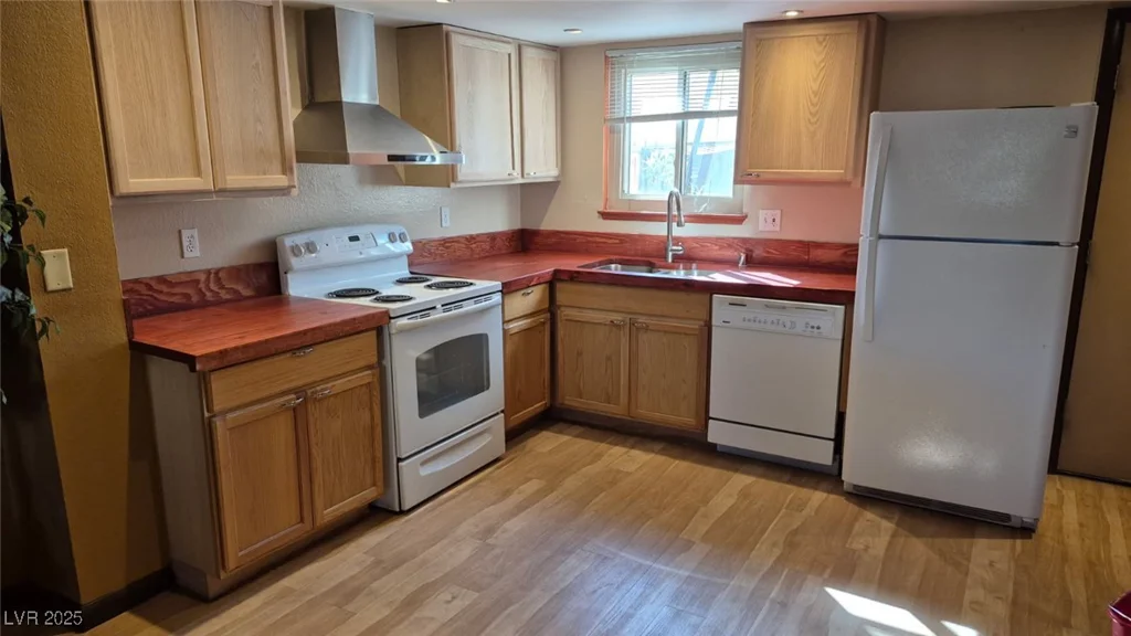 438 Las Casitas, Las Vegas, NV 89121