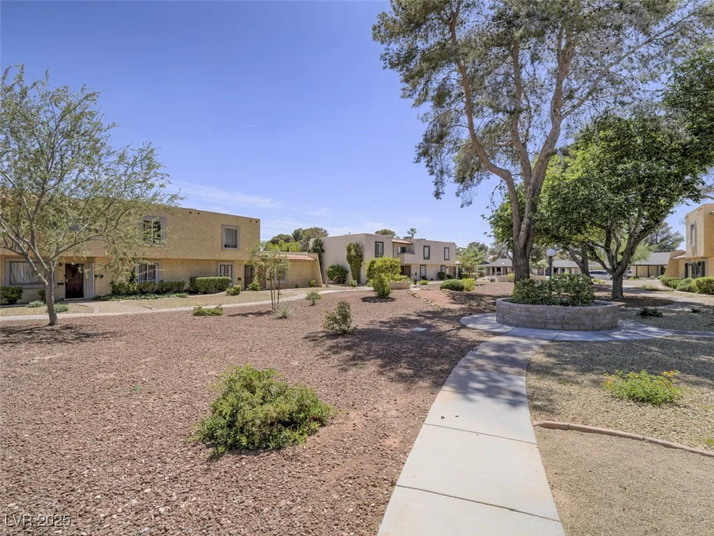 438 Las Casitas, Las Vegas, NV 89121